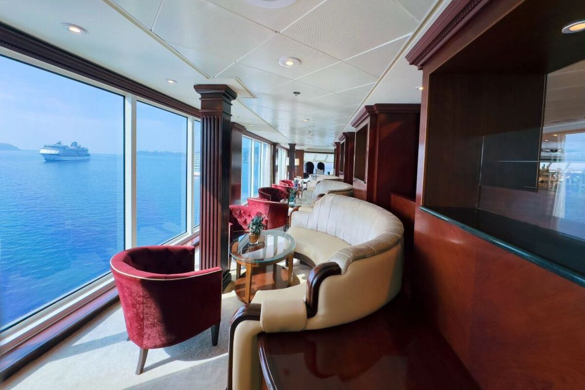 Azamara Pursuit