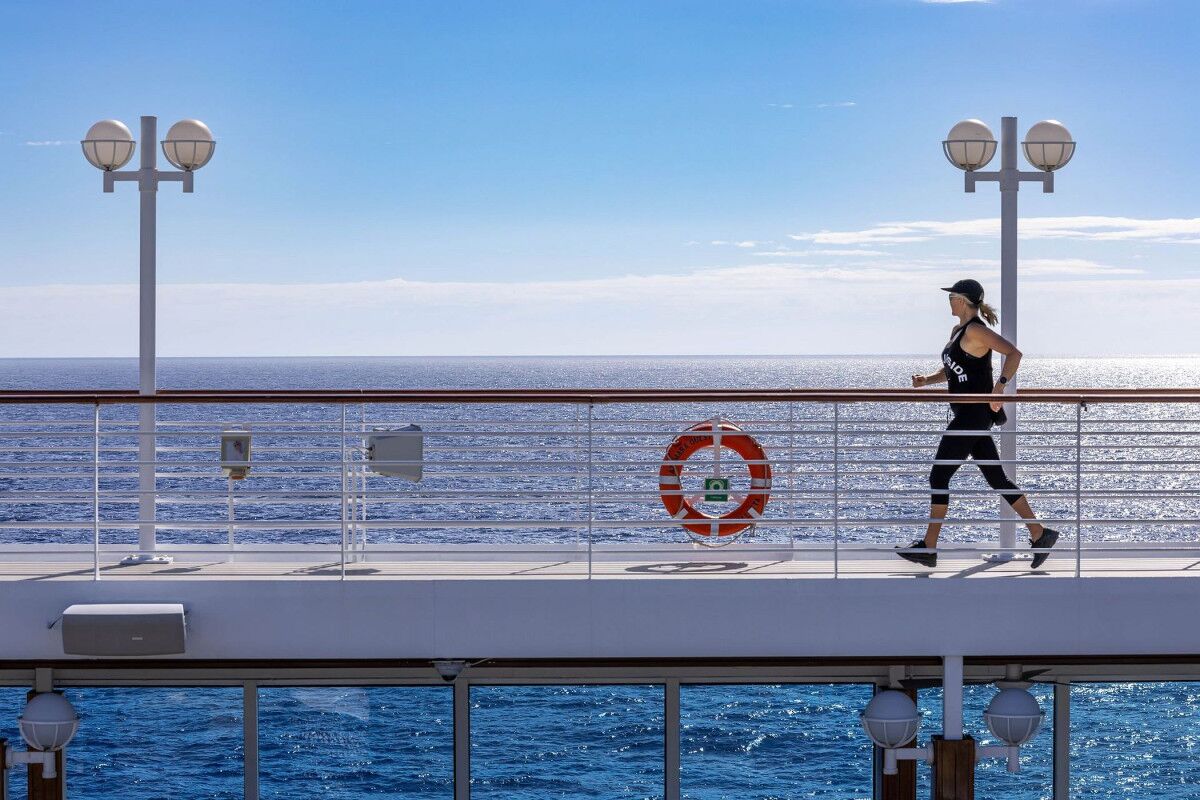 Azamara Quest