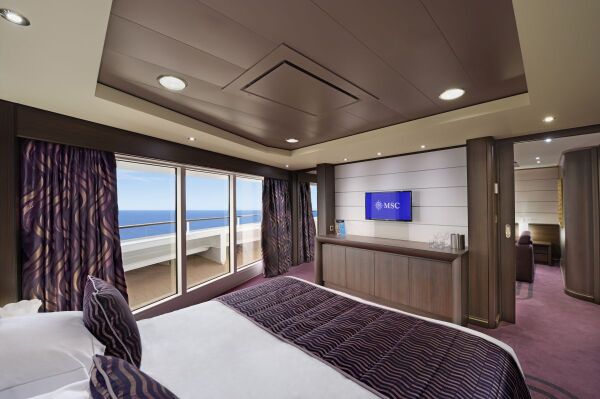 yacht club - executive suita 45 m² - pokład 12 (YC2)
