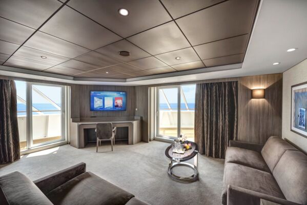 yacht club - suita royal 56 m² - pokład 15 (YC3)