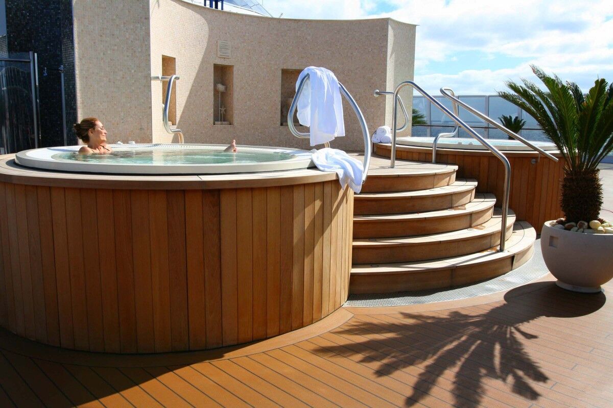 Oceania Marina