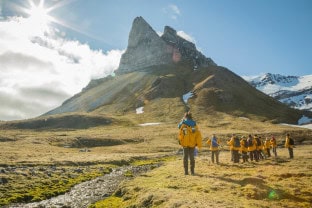 Svalbard Latem: Tundra, Wieloryby i Dzika Przyroda