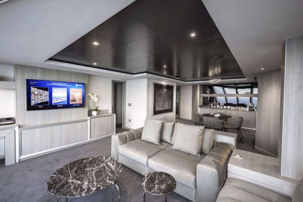 yacht club - royal suita plus 98 m² - pokład 19 (YC4)