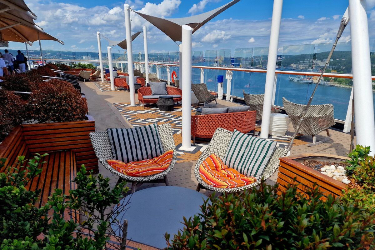 Celebrity Silhouette
