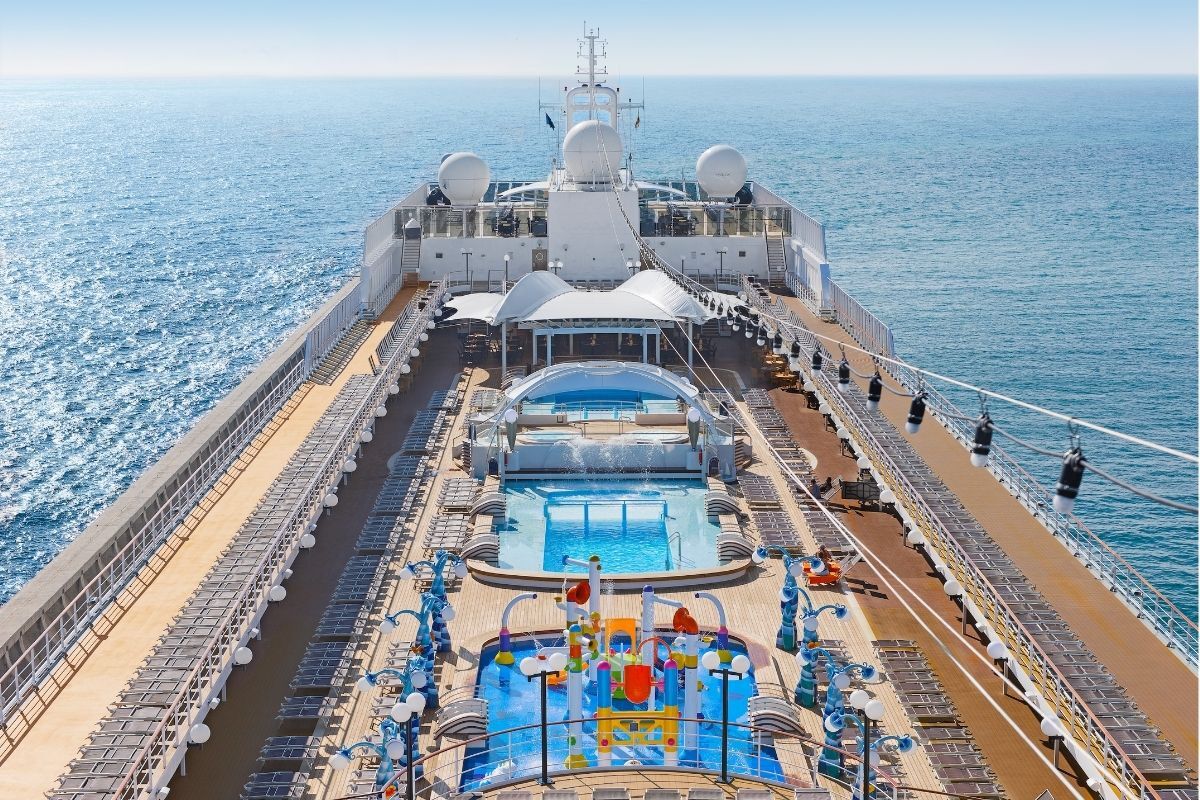 MSC Lirica