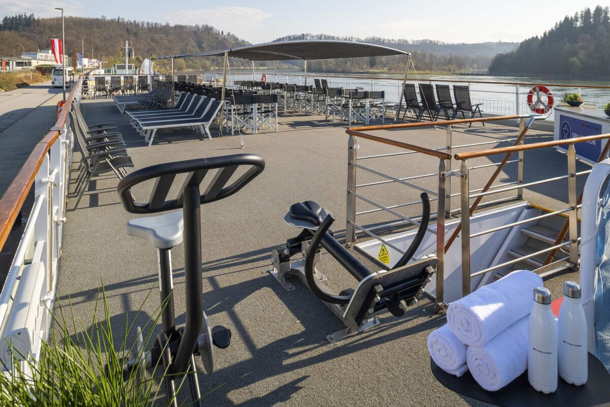 Maxima
