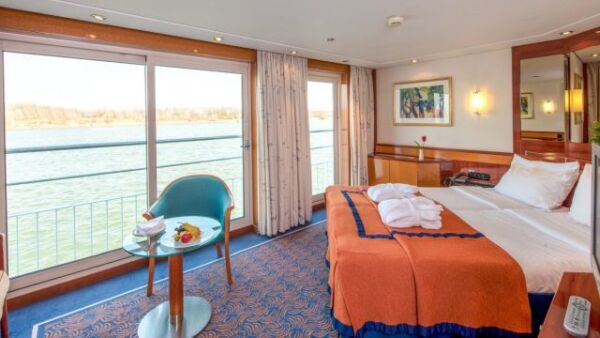 kabina z balkonem francuskim - junior suite - pokład górny (OJ)