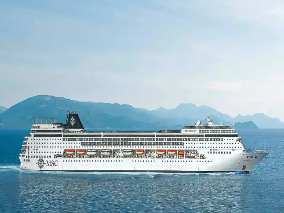 MSC Package  -  Środkowy region Morza Śródziemnego 8 dni z/do Brindisi  - BEST PRICE
