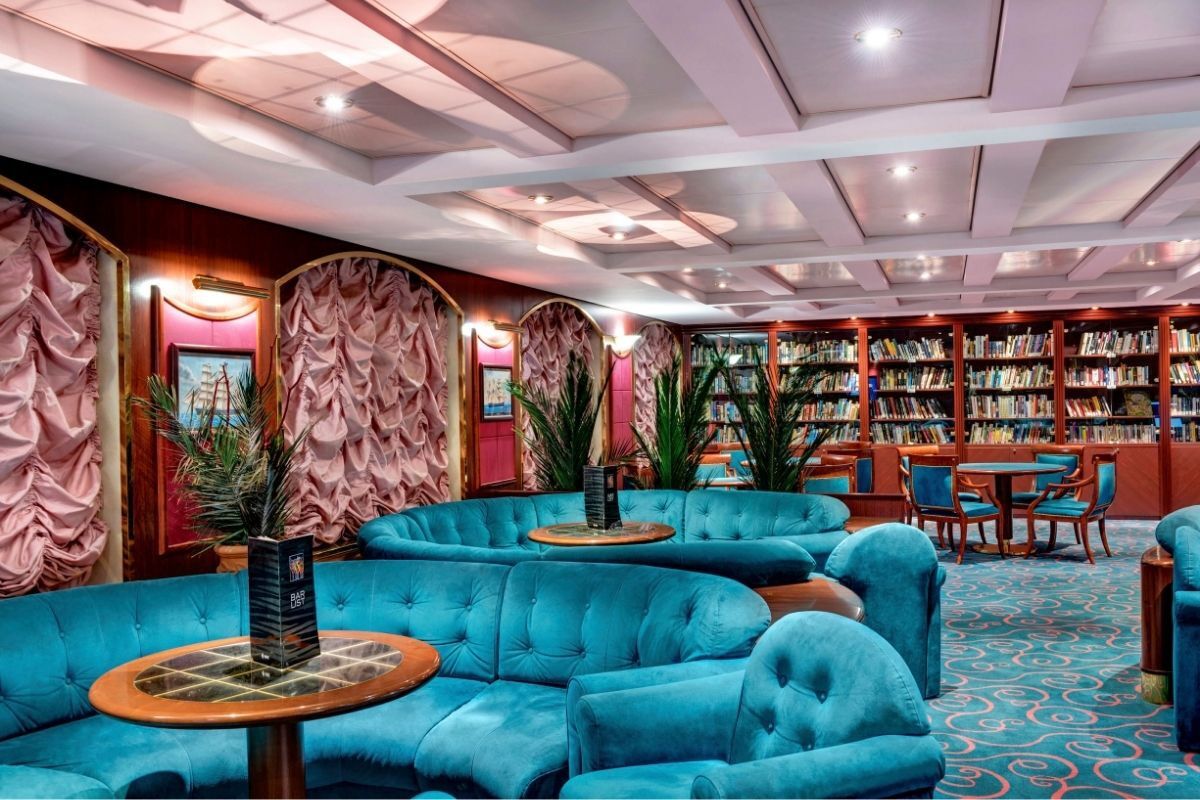 MSC Lirica