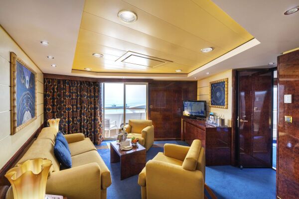 yacht club - suita royal 36 m² - pokład 16 (YC3)