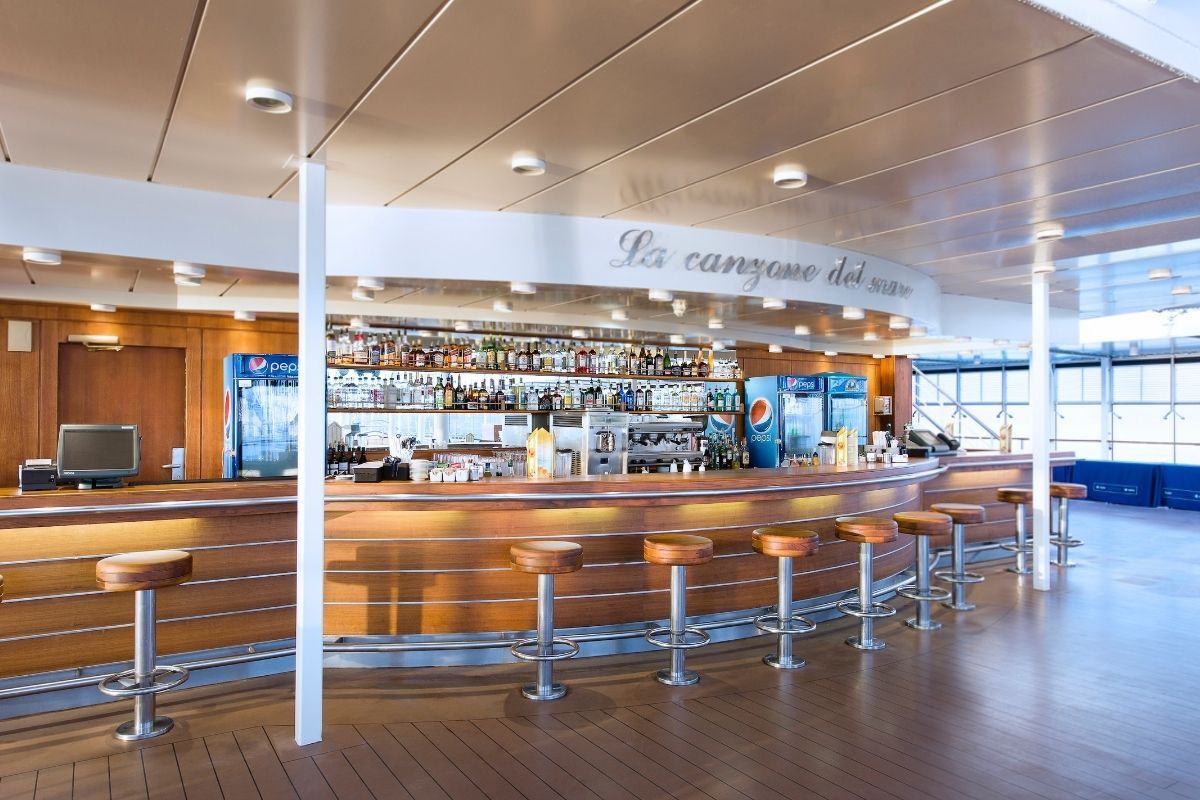 MSC Lirica