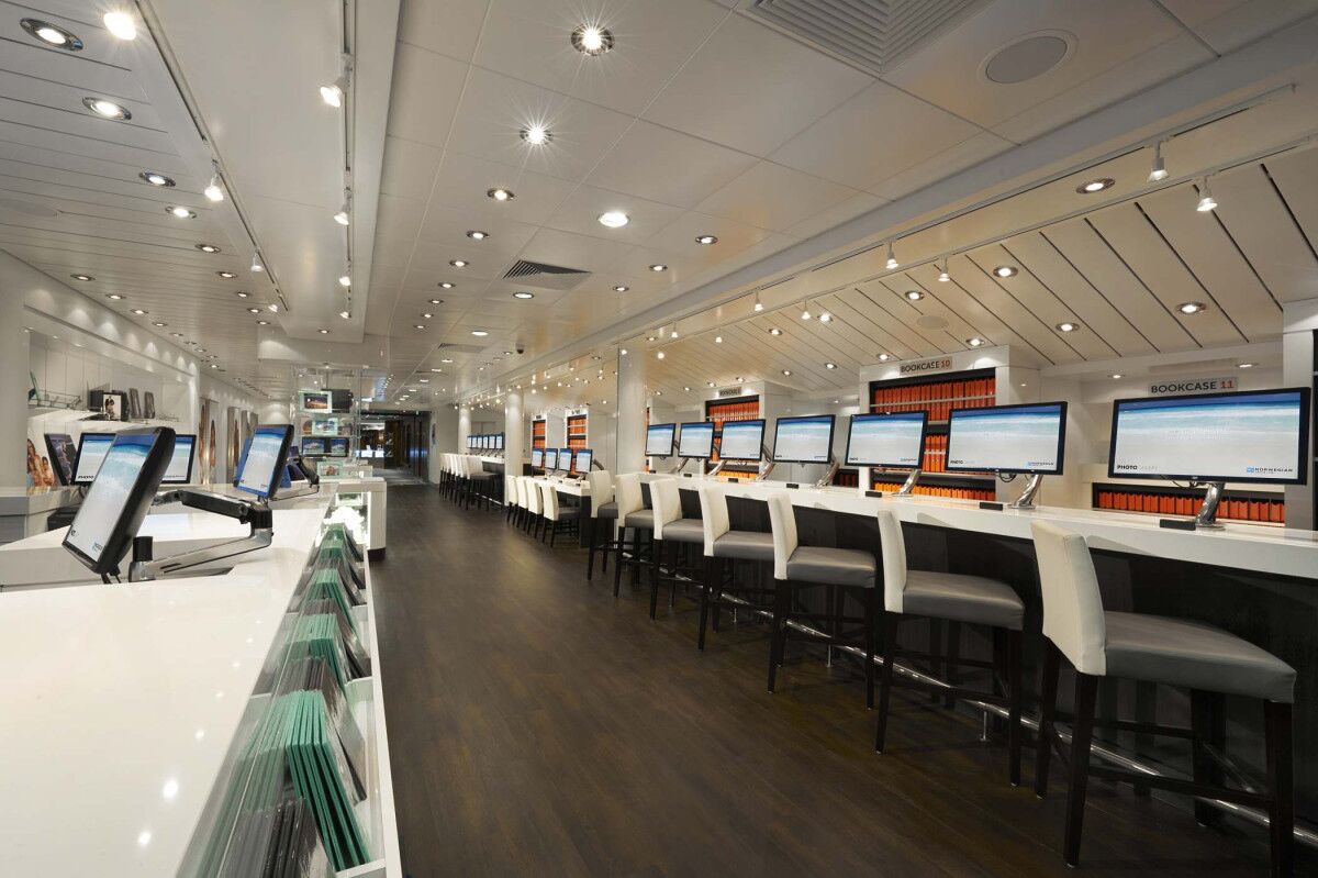 Norwegian Dawn