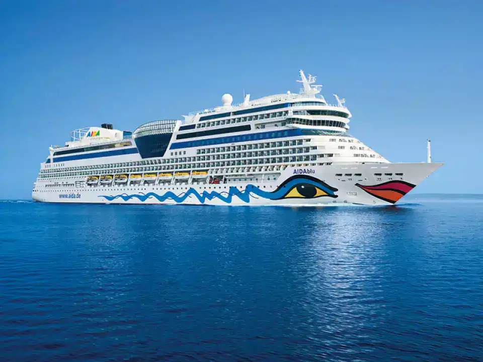 AIDA PREMIUM Pakiet Grecja, Andaluzja i Wyspy Kanaryjskie z Korfu 1  16 dni z Korfu do Las Palmas + Onboard Chat